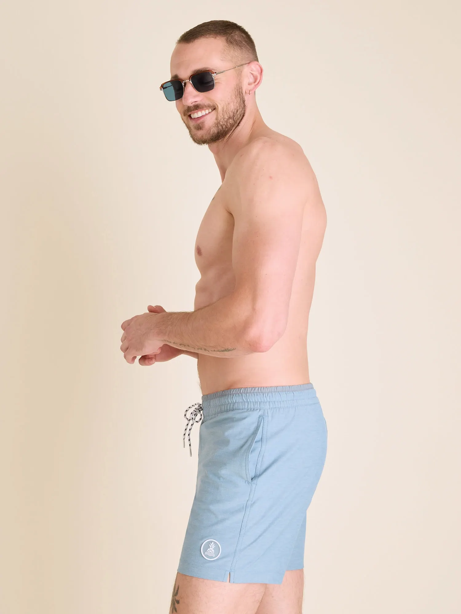 1485-the-blue-horizons-5.5-classic-lined-swim-trunk-4.webp The Blue Horizons 5.5" (Classic Lined Swim Trunk)