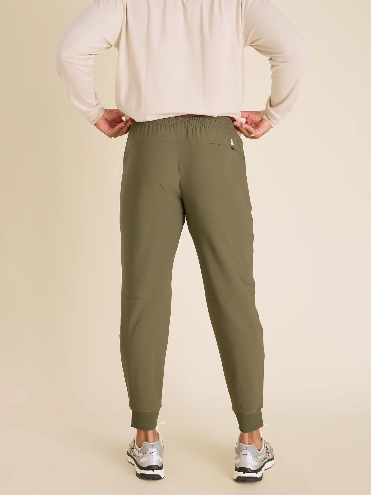 1692-the-hidden-jungles-everywear-performance-jogger-2.webp The Hidden Jungles (Everywear Performance Jogger)