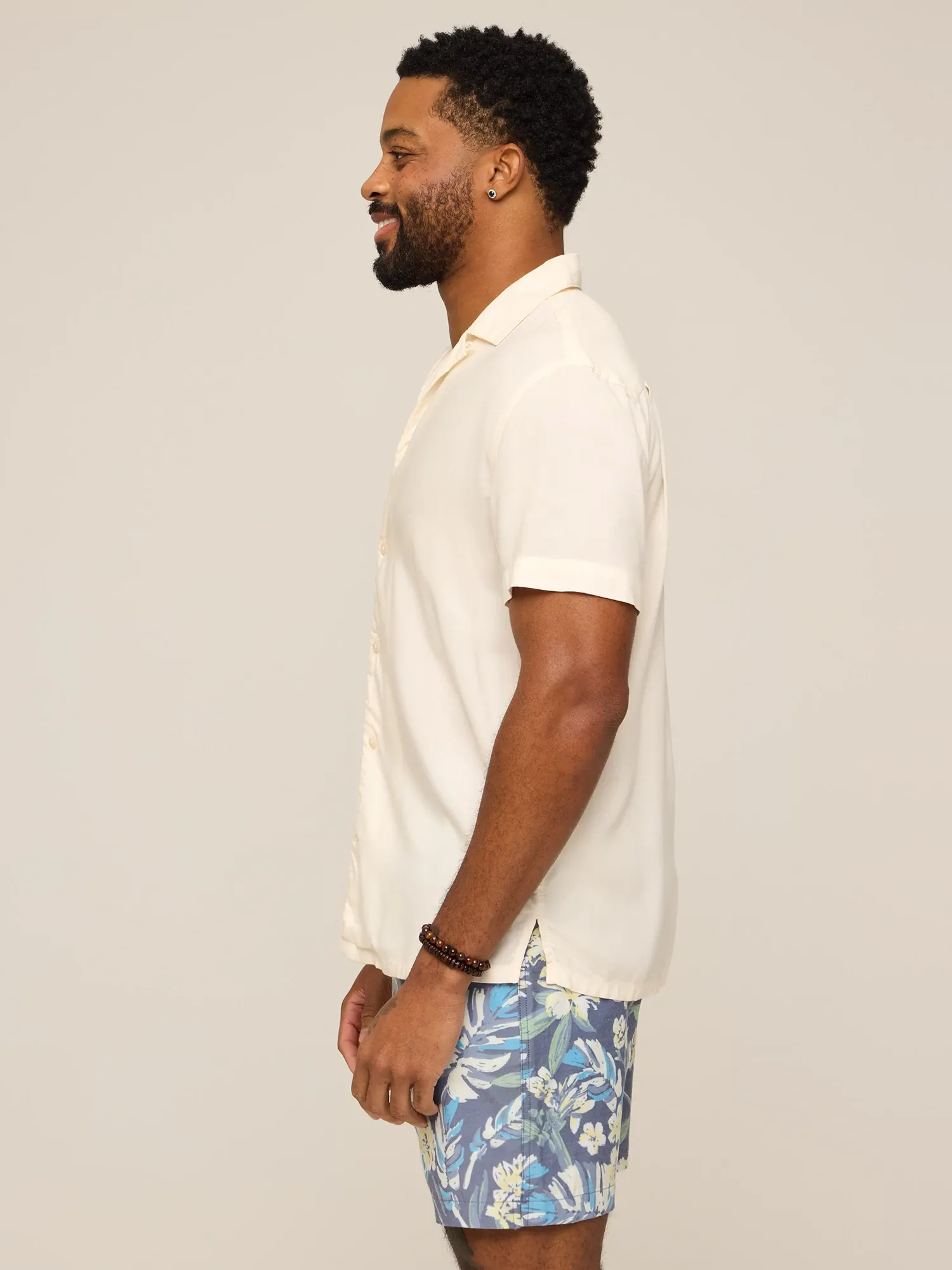 1710-the-ivory-lotus-rayon-sunday-shirt-2.webp The Ivory Lotus (Rayon Sunday Shirt)