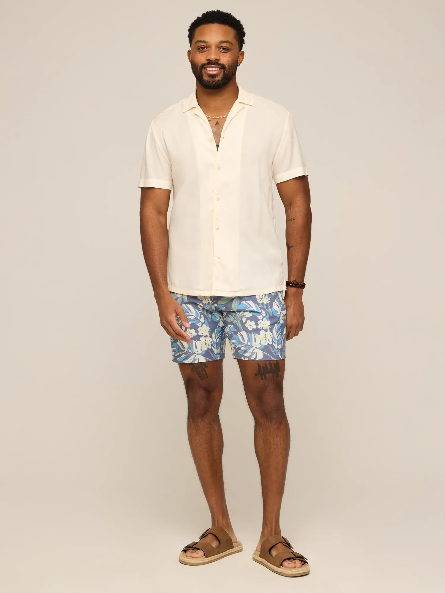 1710-the-ivory-lotus-rayon-sunday-shirt-4.webp The Ivory Lotus (Rayon Sunday Shirt)