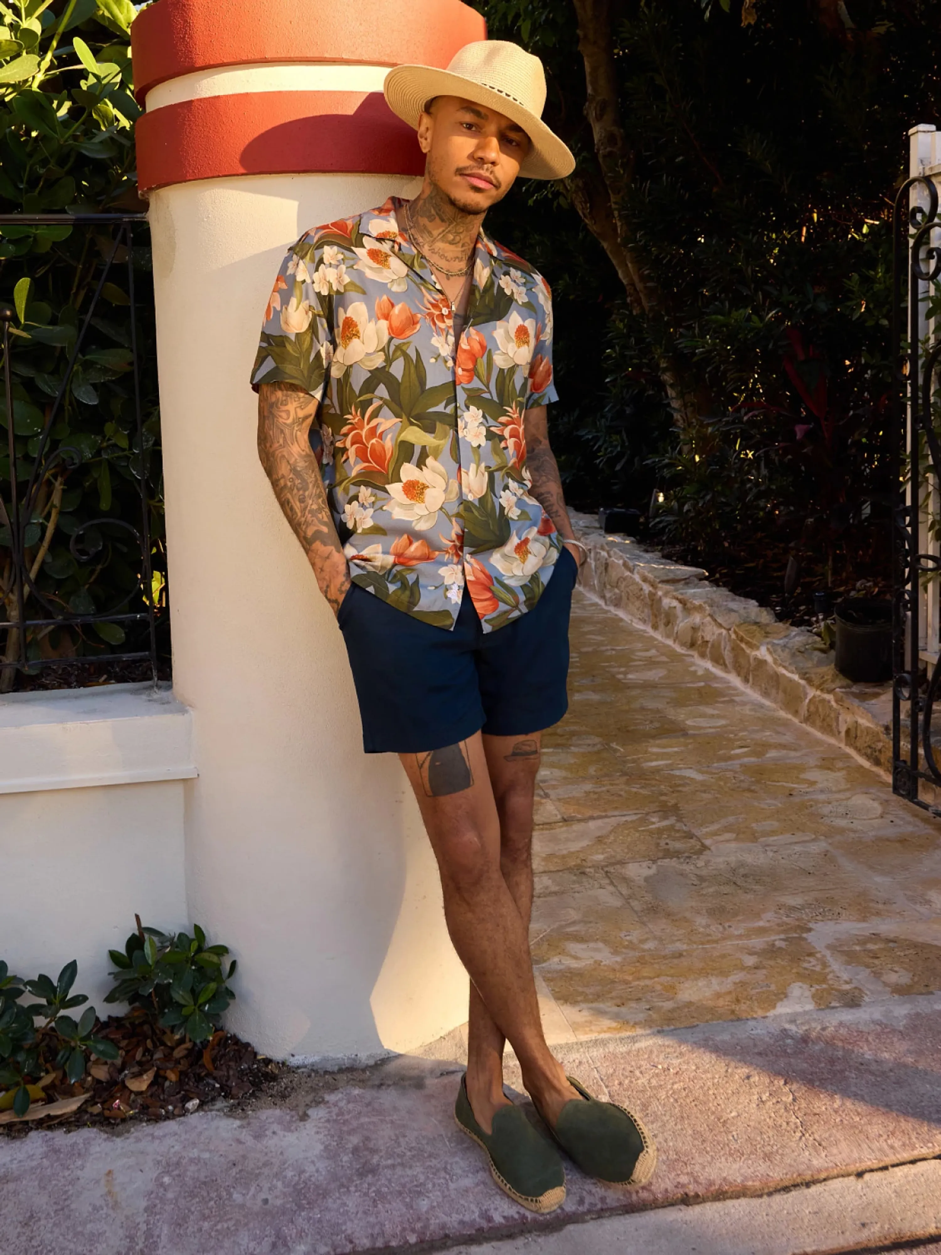 1814-the-armadas-5.5-flat-front-chino-3.webp The Armadas 5.5" Flat Front (Chino)