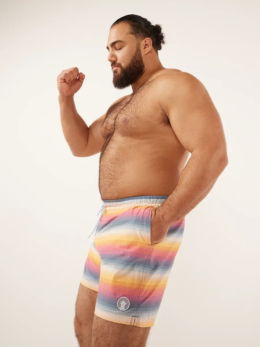 The Malibu Sunsets 5.5" (Faded Classic Lined Swim Trunk)