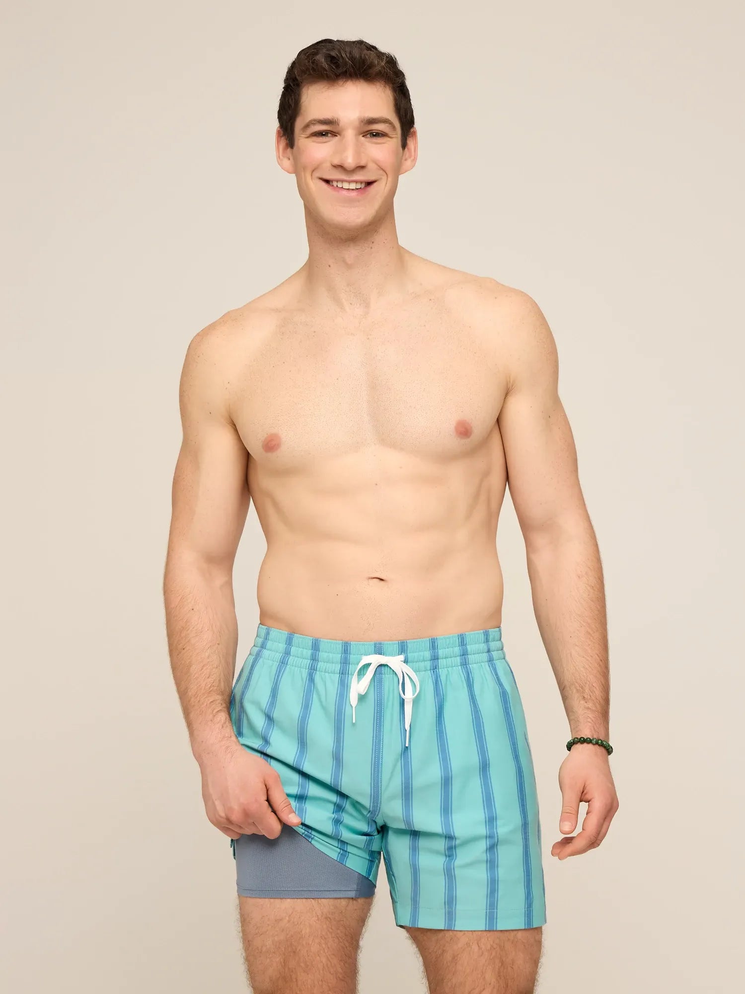 2140-the-everpine-stripes-5.5-classic-lined-swim-trunk-1.jpg The Everpine Stripes 5.5" (Classic Lined Swim Trunk)