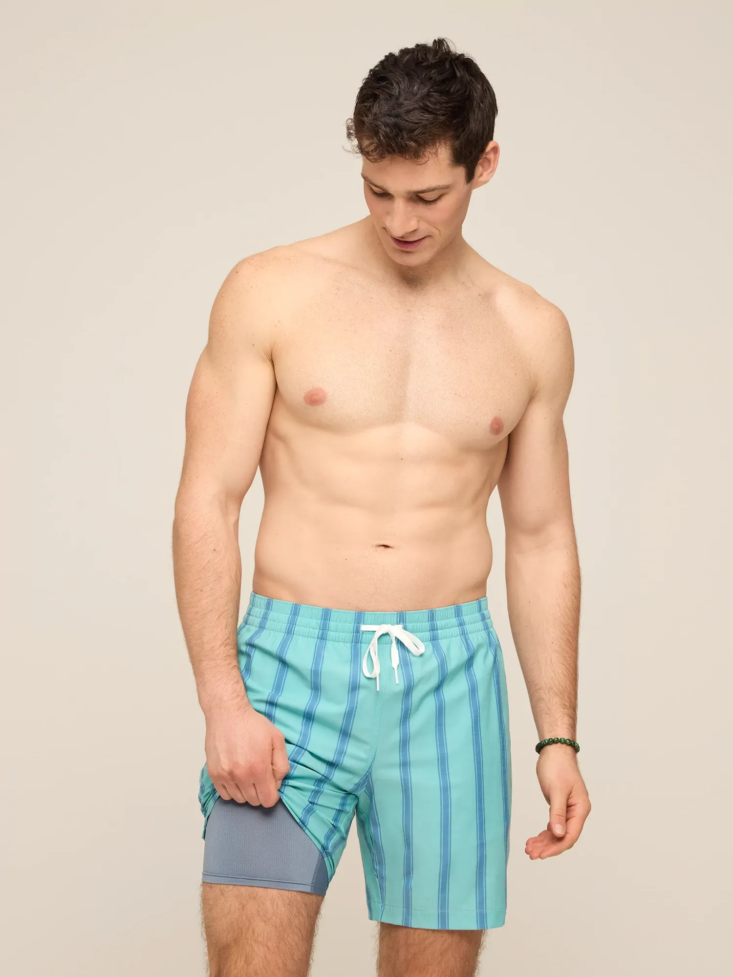 The Everpine Stripes 7" (Classic Lined Swim Trunk)