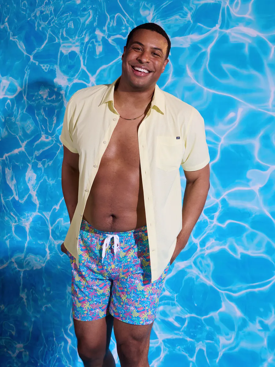 2450-the-tropical-bunches-5.5-classic-swim-trunk-1.webp The Tropical Bunches 5.5" (Classic Swim Trunk)