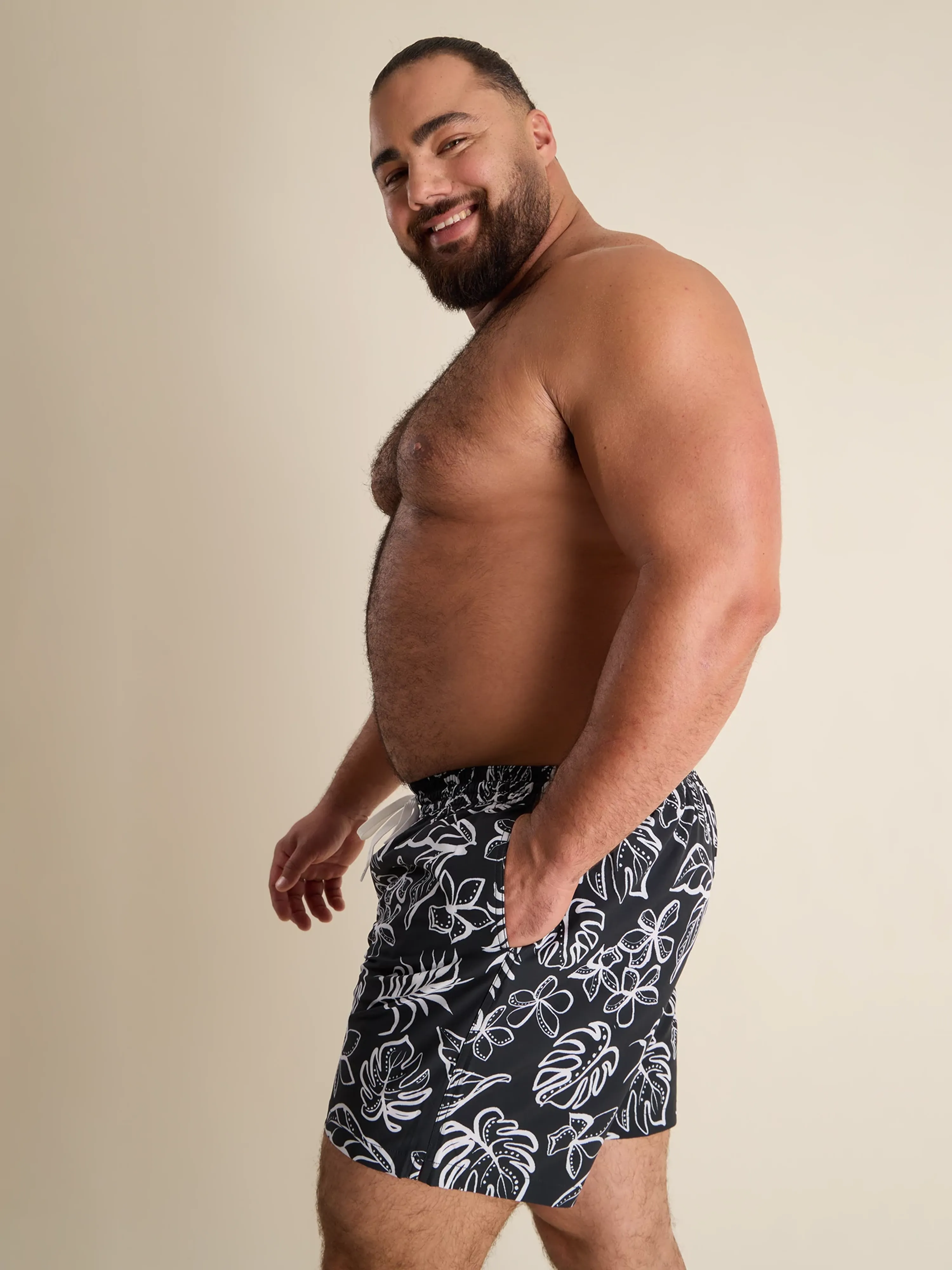 The Briefly in Paradise 5.5" (Classic Lined Swim Trunk)