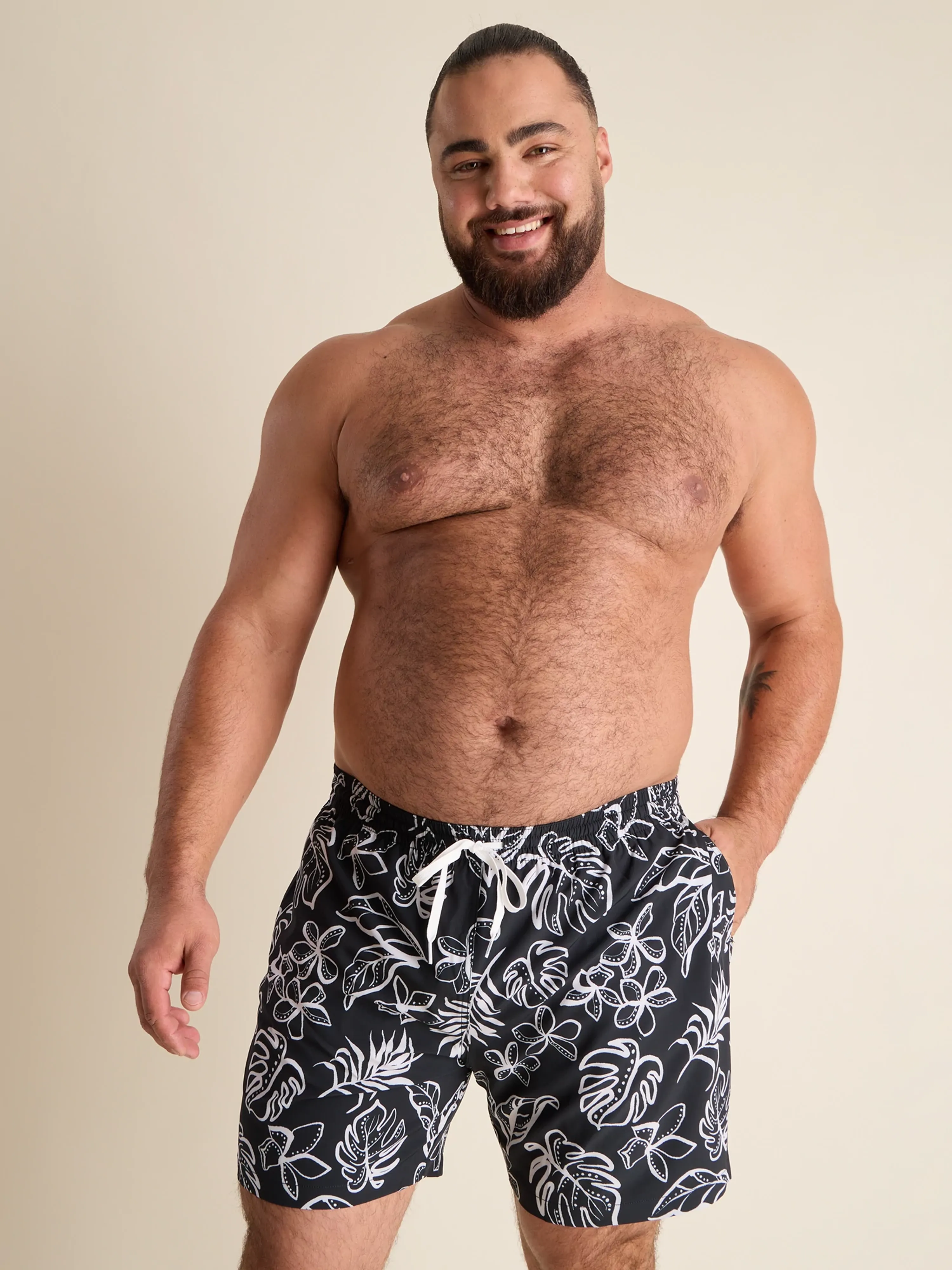The Briefly in Paradise 5.5" (Classic Lined Swim Trunk)