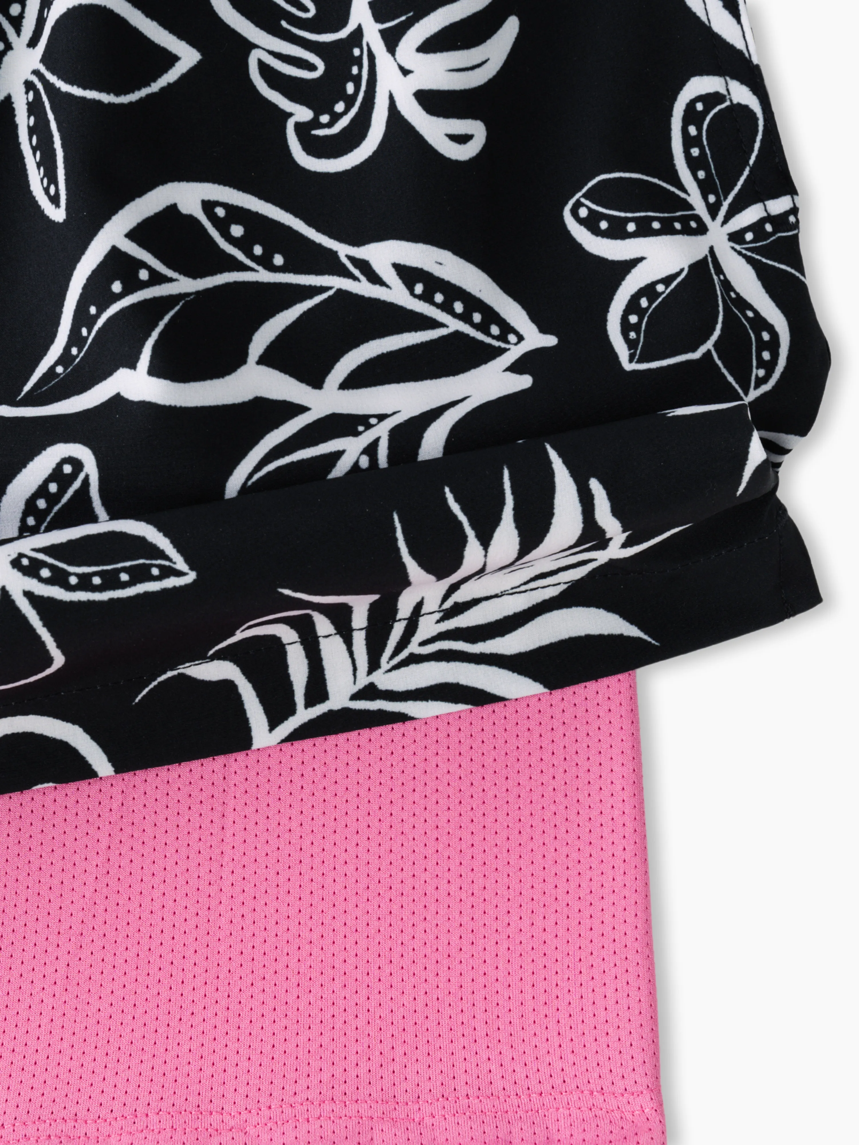 The Briefly in Paradise 5.5" (Classic Lined Swim Trunk)