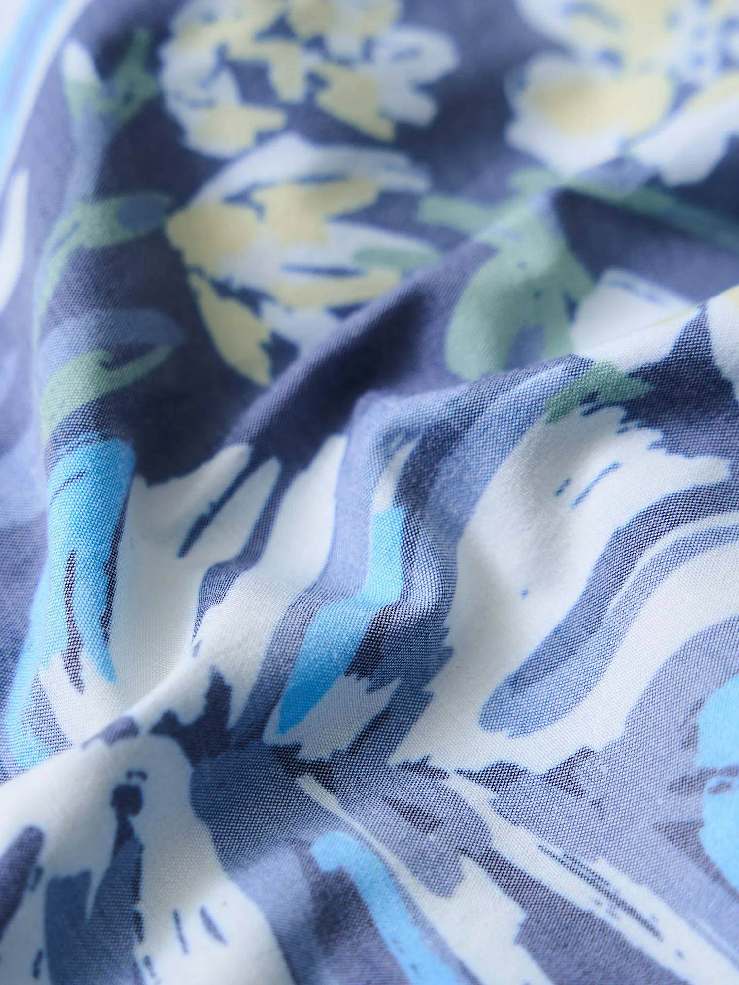 The Starry Night Stems 4" (Classic Lined Swim Trunk)