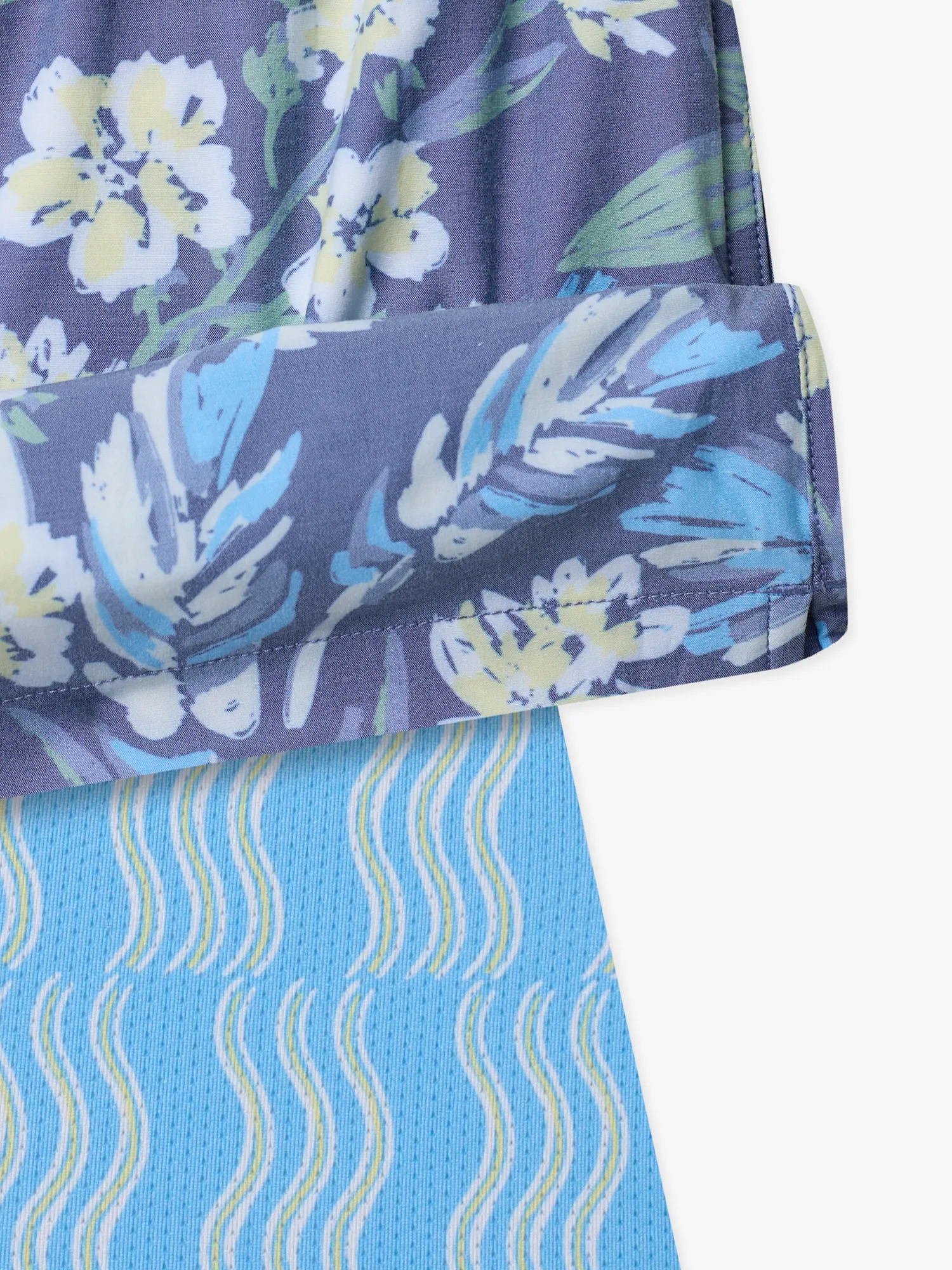 The Starry Night Stems 4" (Classic Lined Swim Trunk)