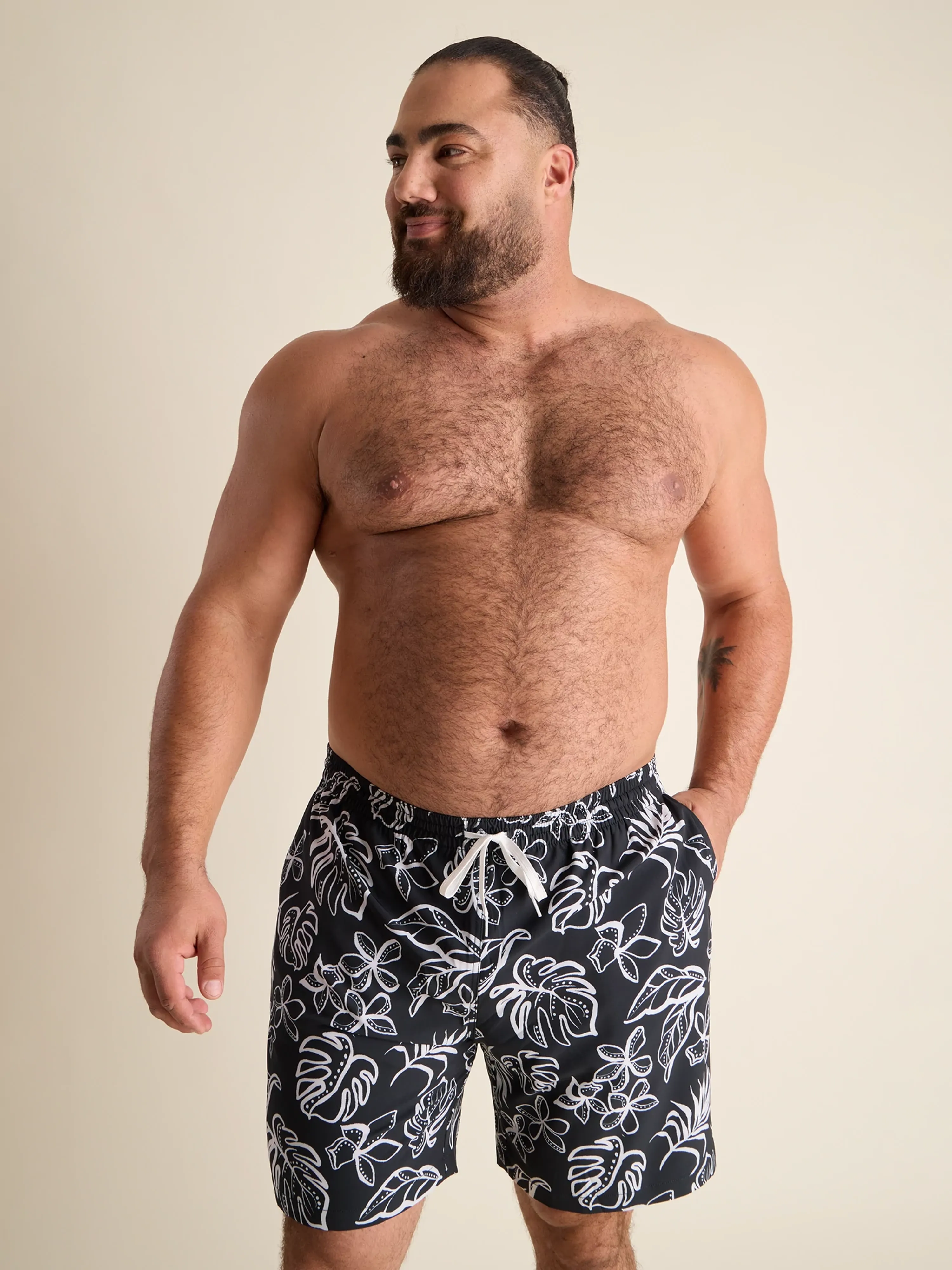 The Briefly in Paradise 7" (Classic Lined Swim Trunk)