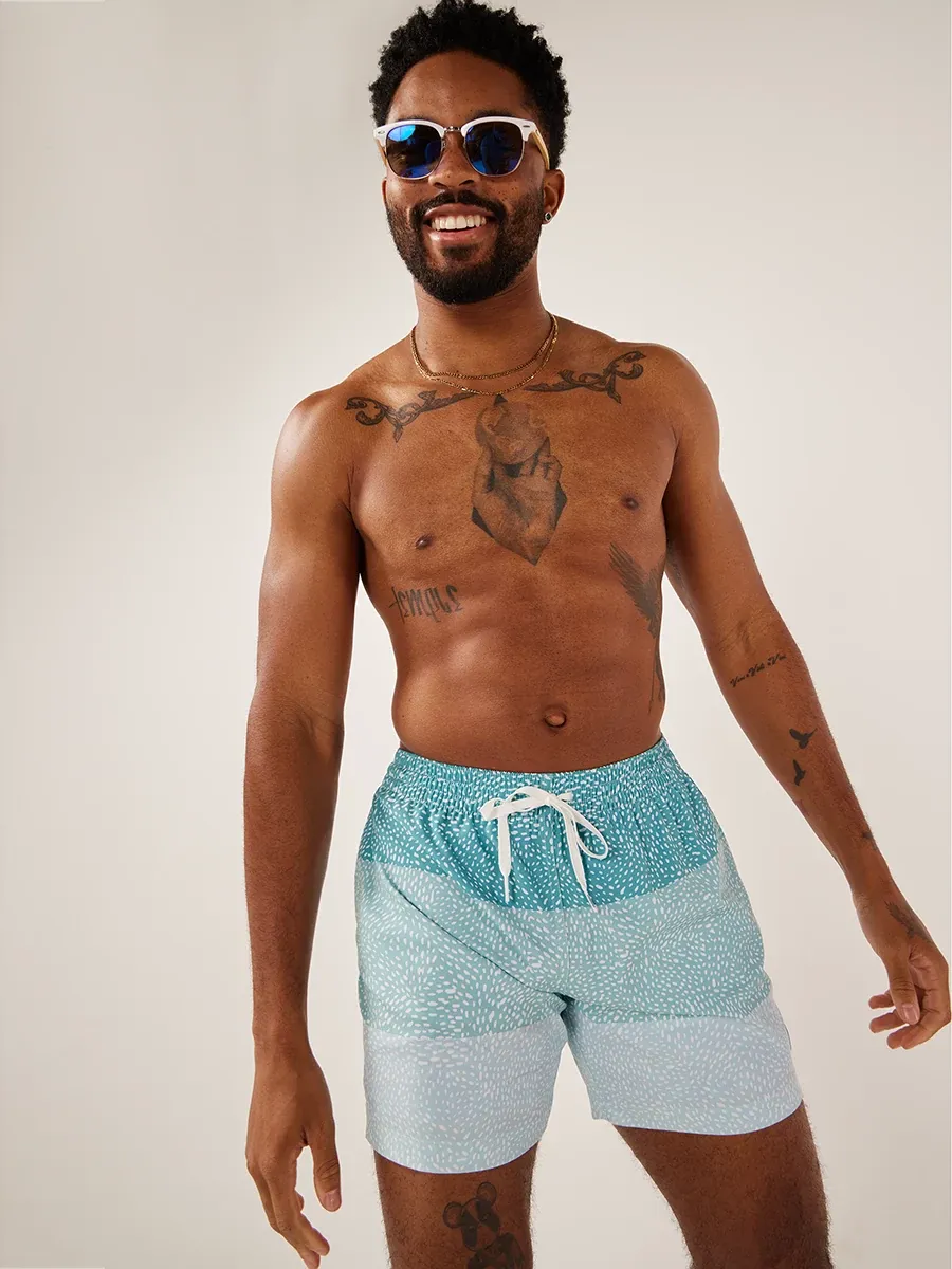 3264-the-whale-sharks-5.5-lined-classic-swim-trunk-5.webp The Whale Sharks 5.5" (Lined Classic Swim Trunk)