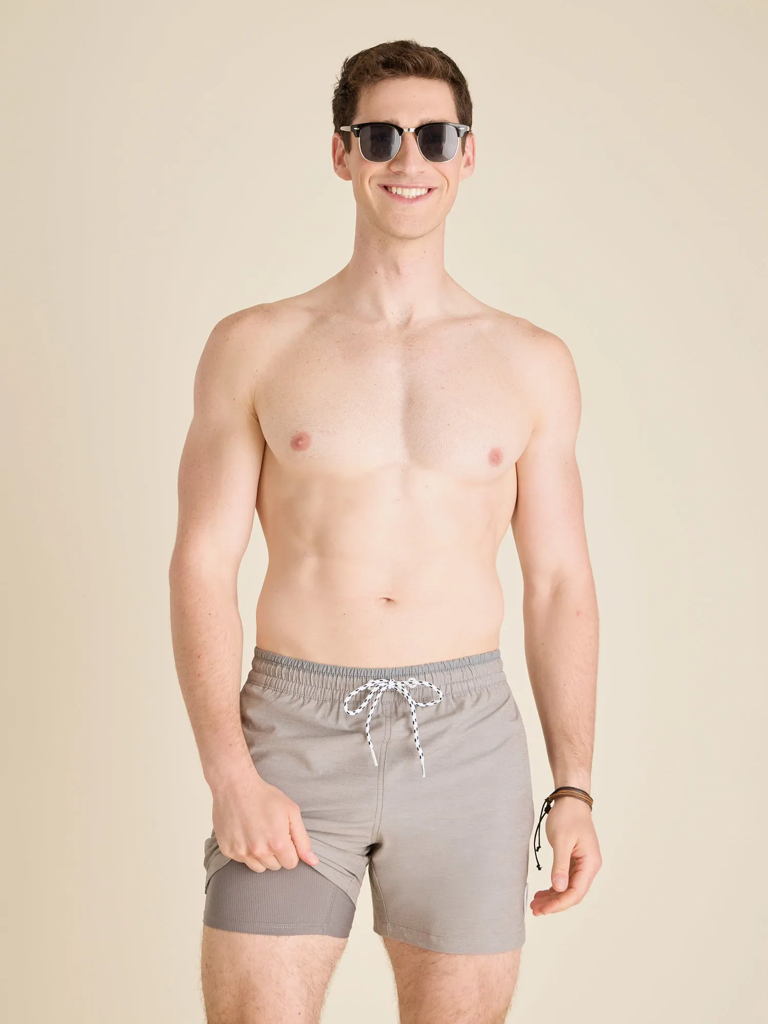 3344-the-stardusts-5.5-classic-lined-swim-trunk-1.webp The Stardusts 5.5" (Classic Lined Swim Trunk)