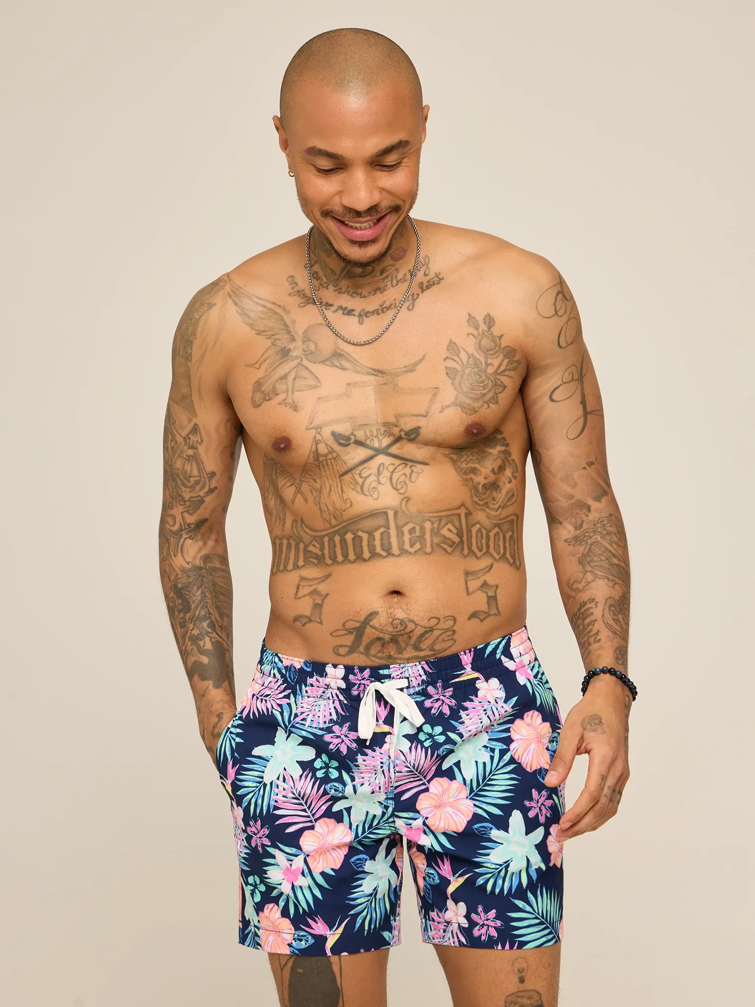 The Tropic Like Its Hots 5.5" (Classic Swim Trunk)
