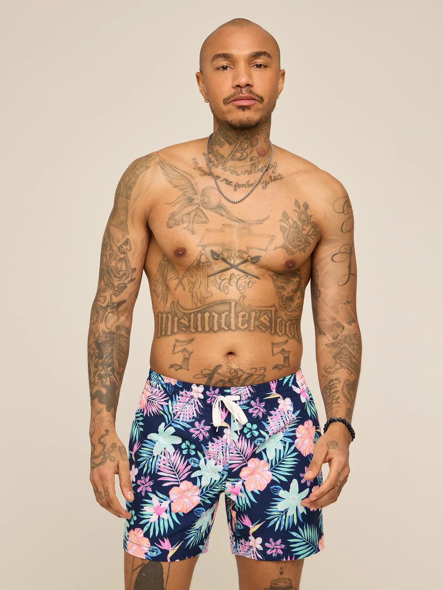 The Tropic Like Its Hots 5.5" (Classic Swim Trunk)