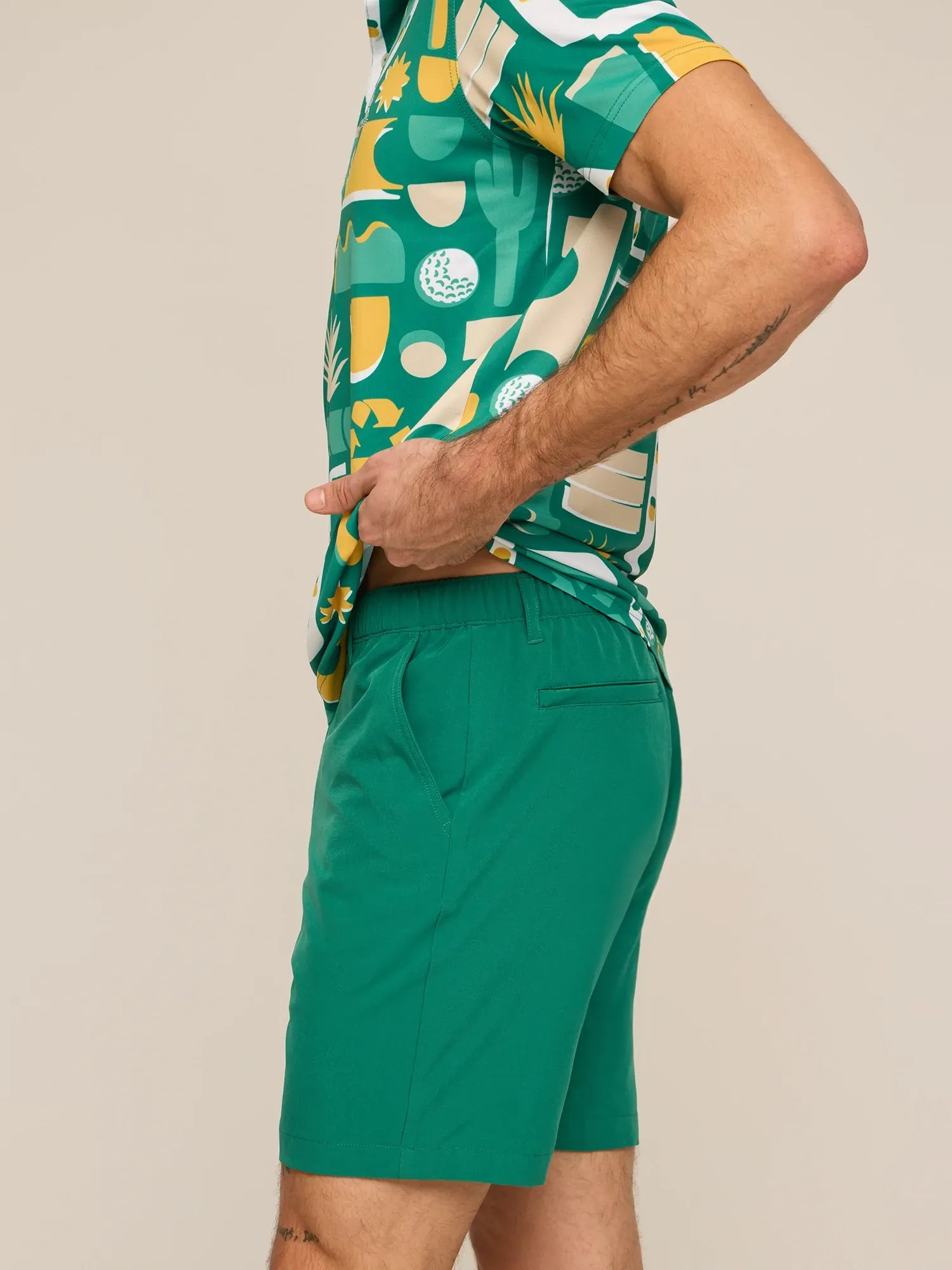 5317-the-champion-greens-8-everywear-performance-short-3.jpg The Champion Greens 8" (Everywear Performance Short)