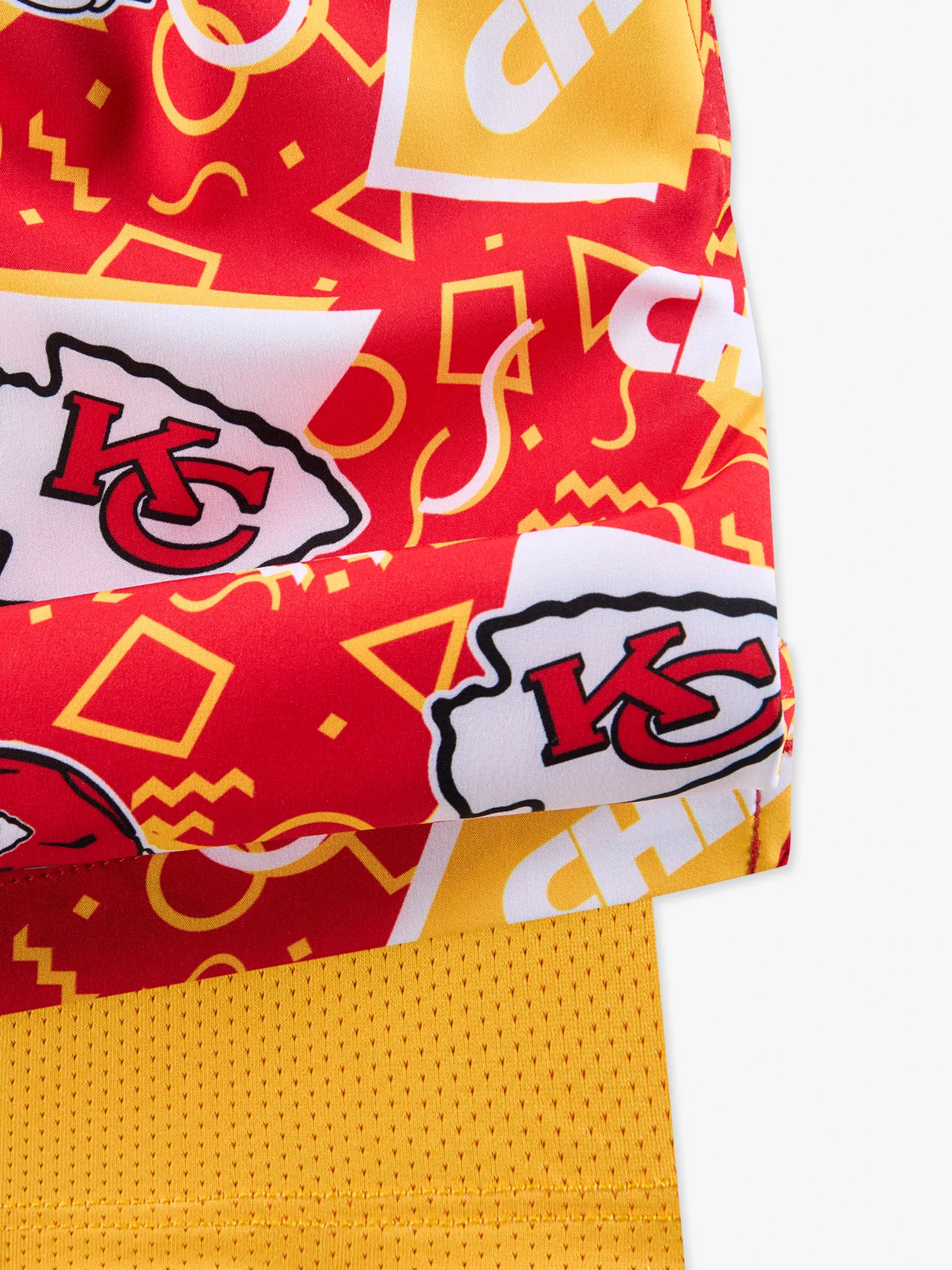 The Chiefs Game Day Fit  5.5"  (Classic Lined Swim)