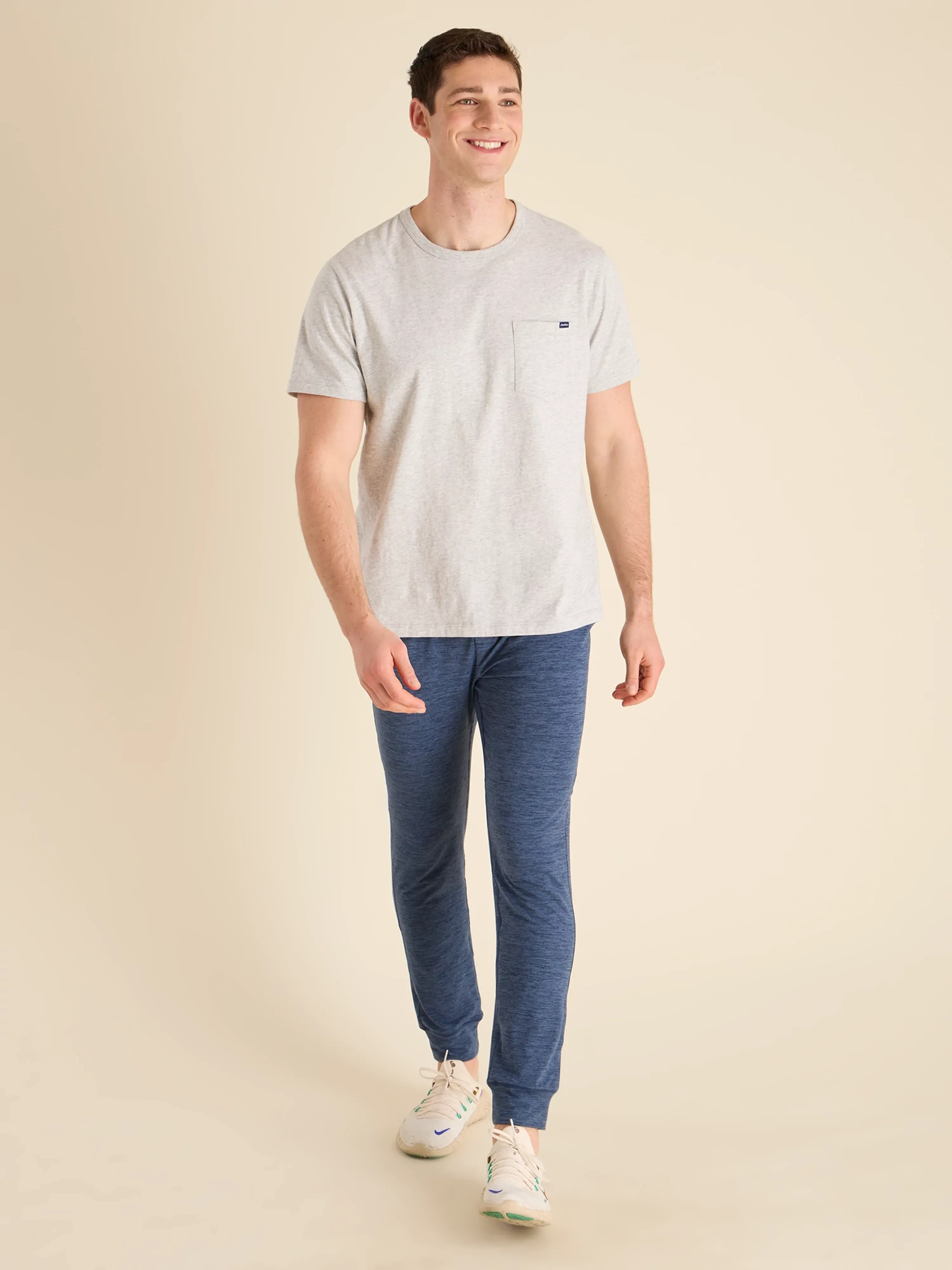 54-the-lakesides-movementum-jogger-4.webp The Lakesides (Movementum Jogger)