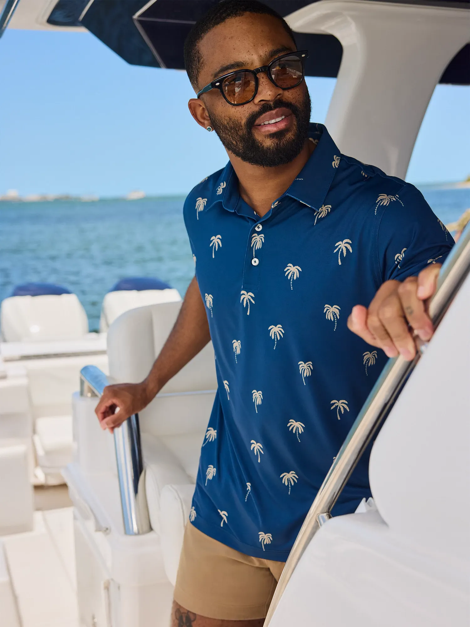 6801-the-midnight-palms-performance-polo-3.webp The Midnight Palms (Performance Polo)