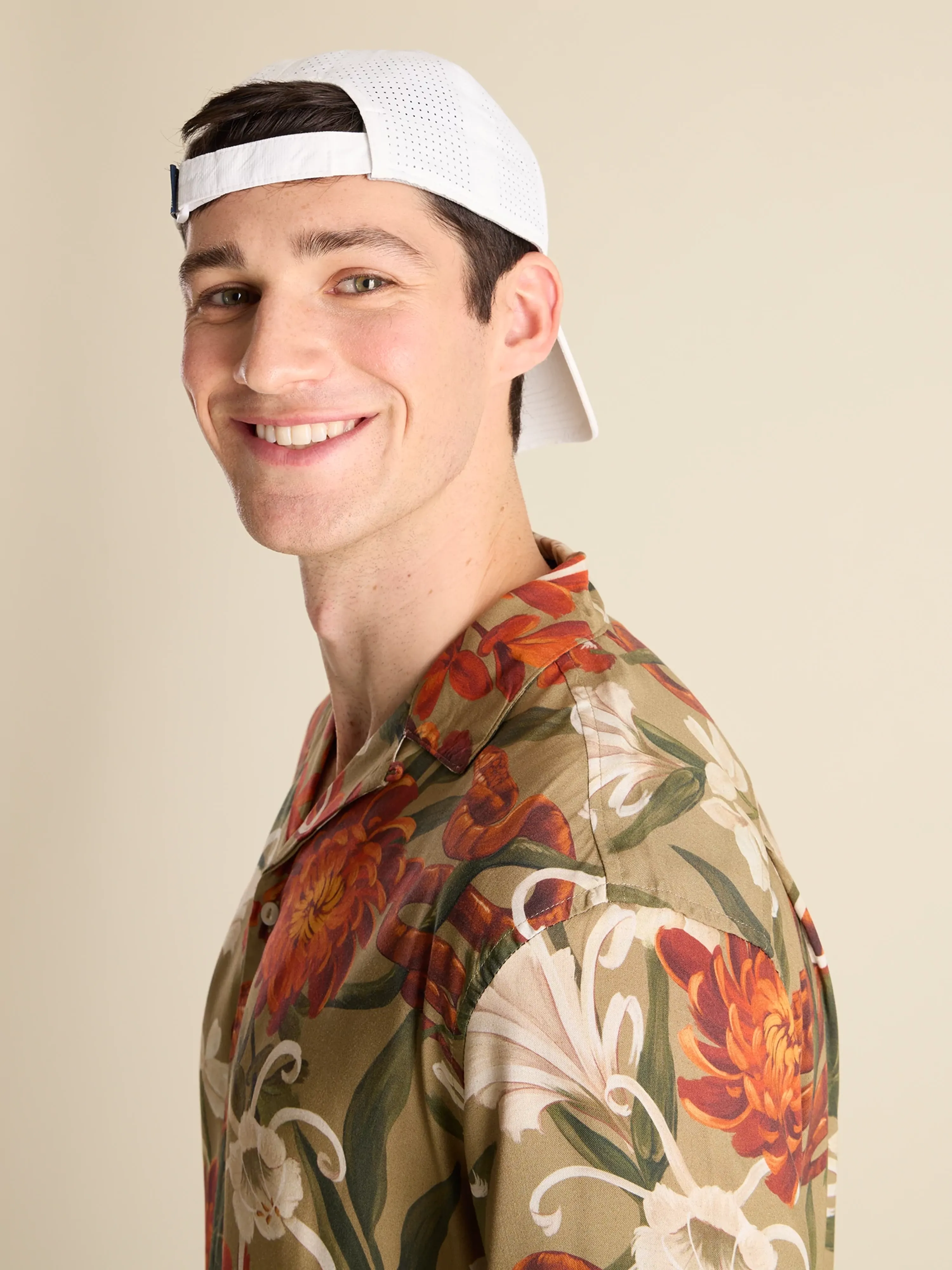 810-the-vanna-all-day-hat-3.webp The Vanna (All Day Hat)