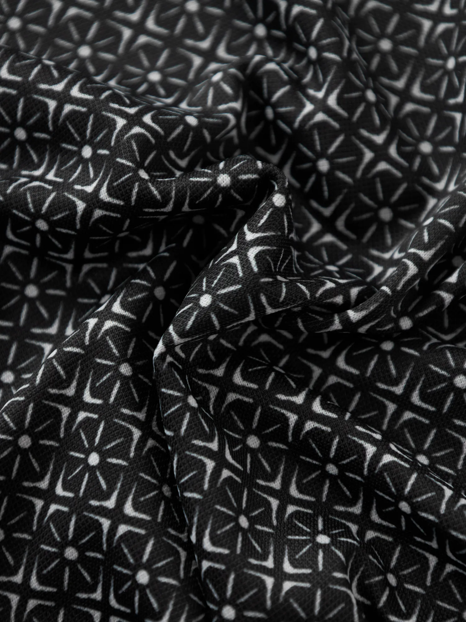 The Sundial- Black (Range Polo)