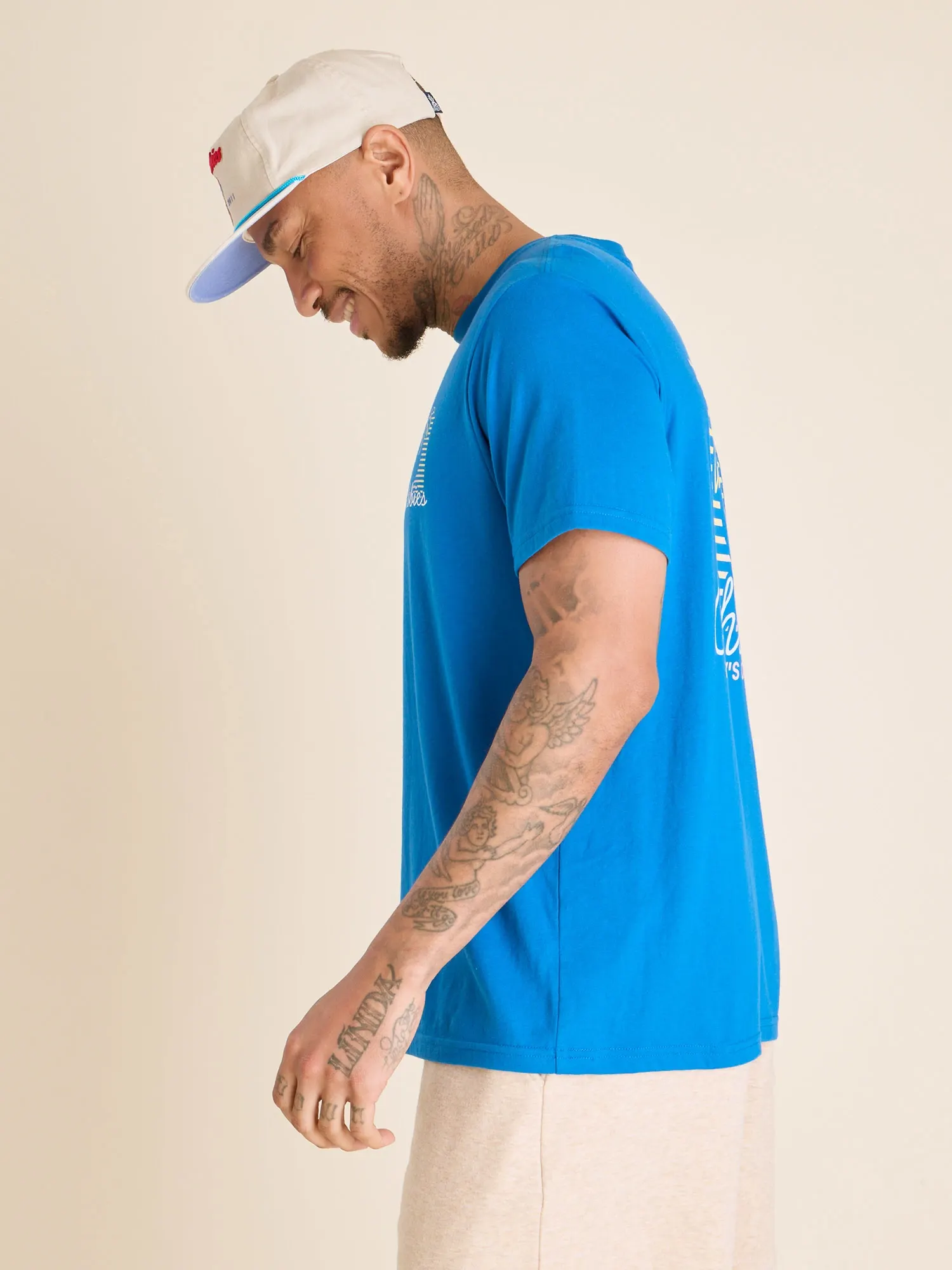 8487-the-vaporwave-non-pocket-graphic-tee-3.webp The Vaporwave (Non Pocket Graphic Tee)