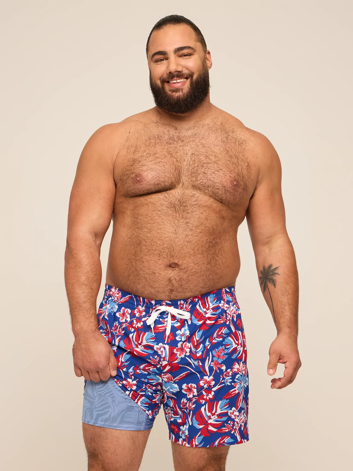 875-the-star-spangled-blooms-5.5-classic-lined-swim-trunk-1.webp The Star Spangled Blooms 5.5" (Classic Lined Swim Trunk)