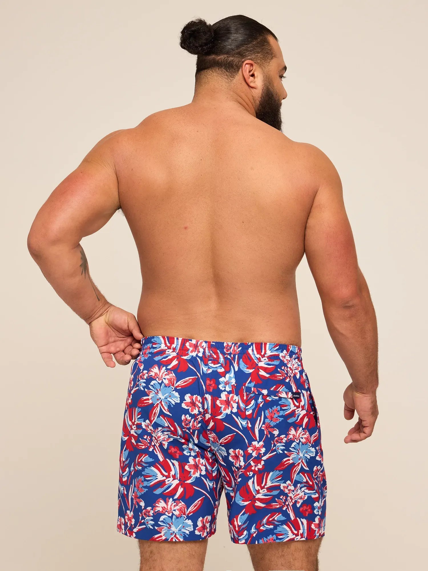 The Star Spangled Blooms 5.5" (Classic Lined Swim Trunk)