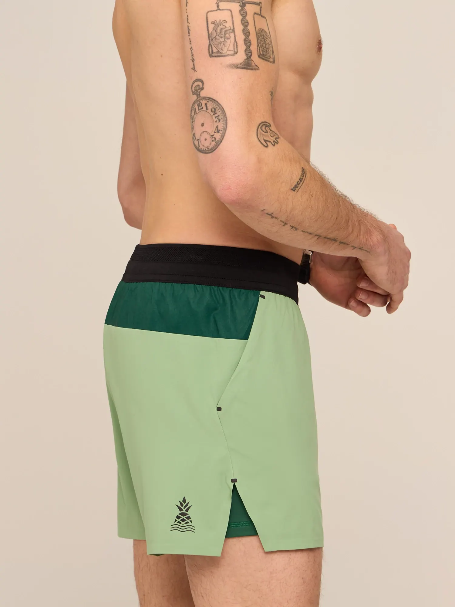 911-the-alcove-greens-premium-ultimate-training-short-4.webp The Alcove Greens (Premium Ultimate Training Short)
